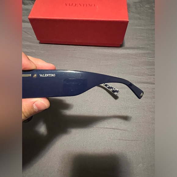 Women’s Valentino Garavani cat eye sunglasses